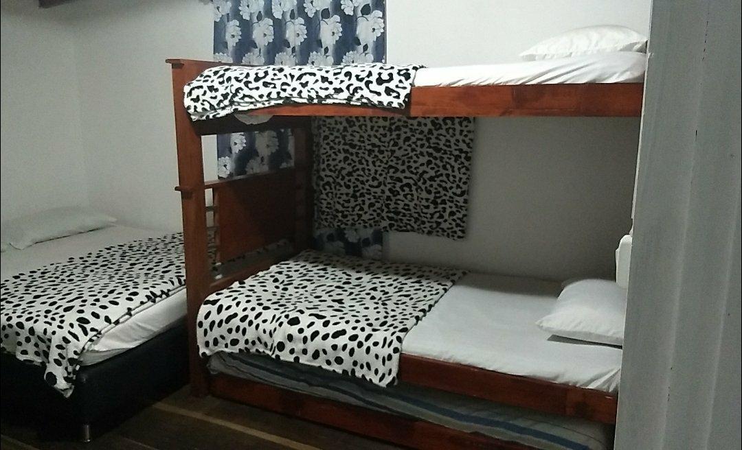 Hostel El Encanto Guatape Ngoại thất bức ảnh