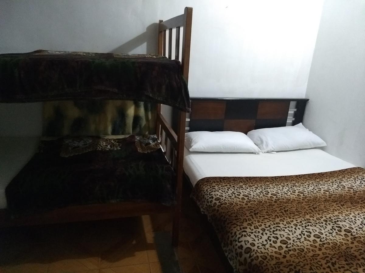 Hostel El Encanto Guatape Ngoại thất bức ảnh