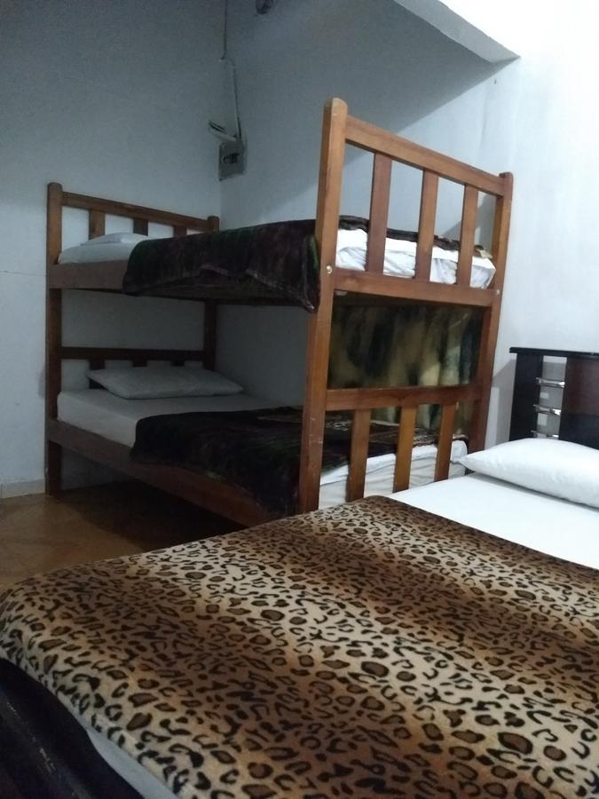 Hostel El Encanto Guatape Ngoại thất bức ảnh